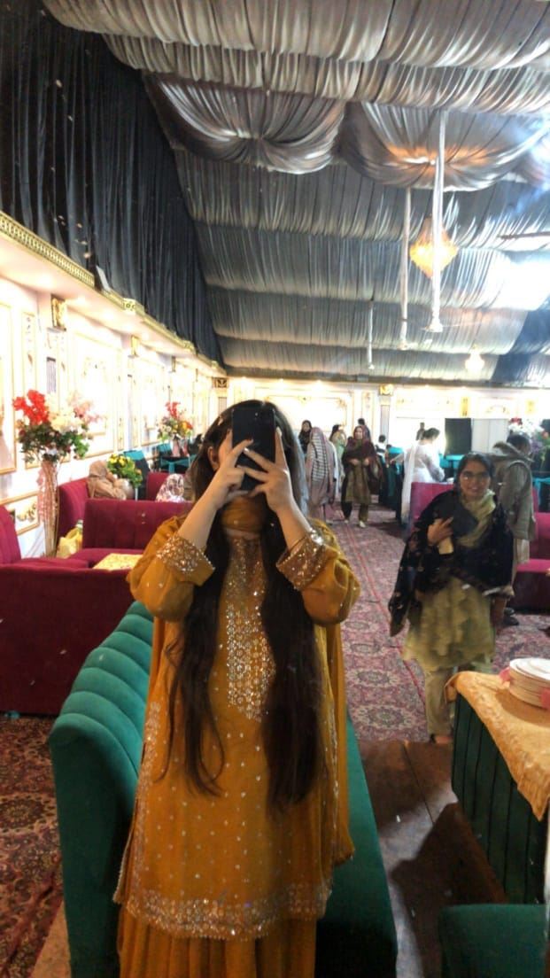 Shaadi mein peela jora